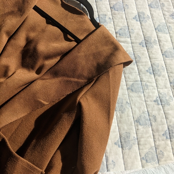 Honey brown Coat 🍯🤎 - Picture 3 of 5